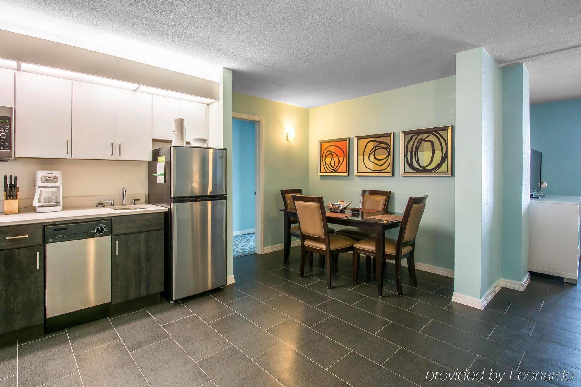 Bluegreen Vacations Daytona Seabreeze, Ascend Resort Collection Дейтона-Бич-Шорс Экстерьер фото